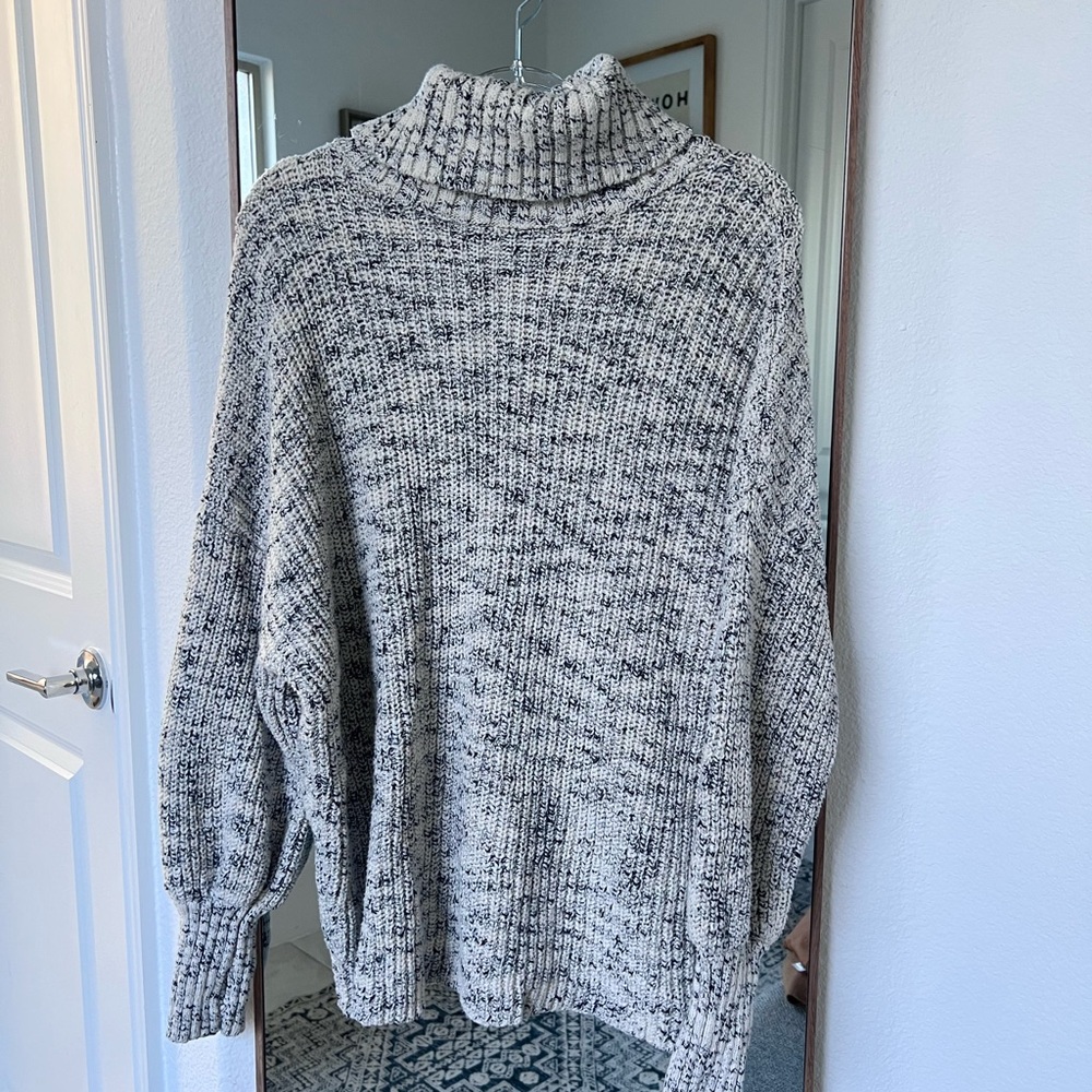 Cozy Gray Turtleneck Sweater